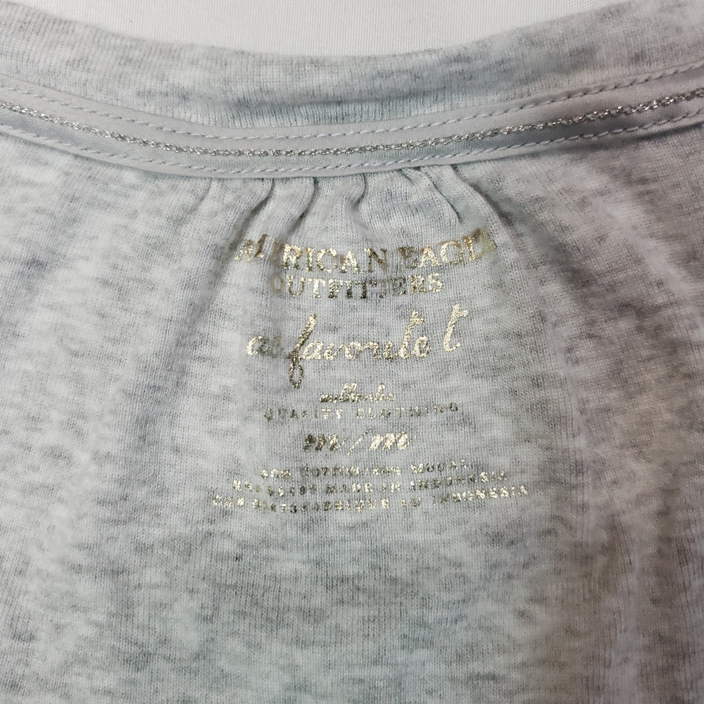 American Eagle Outfitters Gray Cap Sleeve Fitted Tee - Picture 3 of 4